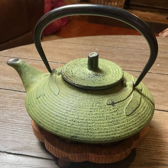 Vintage Asian Cast Iron Tea Kettle - Picture 2 of 7
